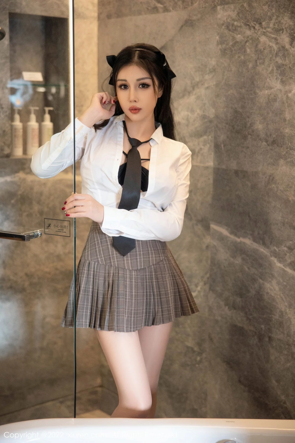 [[XiuRen秀人网]秀人网]No.5902_模特田冰冰私房脱性感制服露黑色情趣内衣秀丰满身材诱惑写真79P