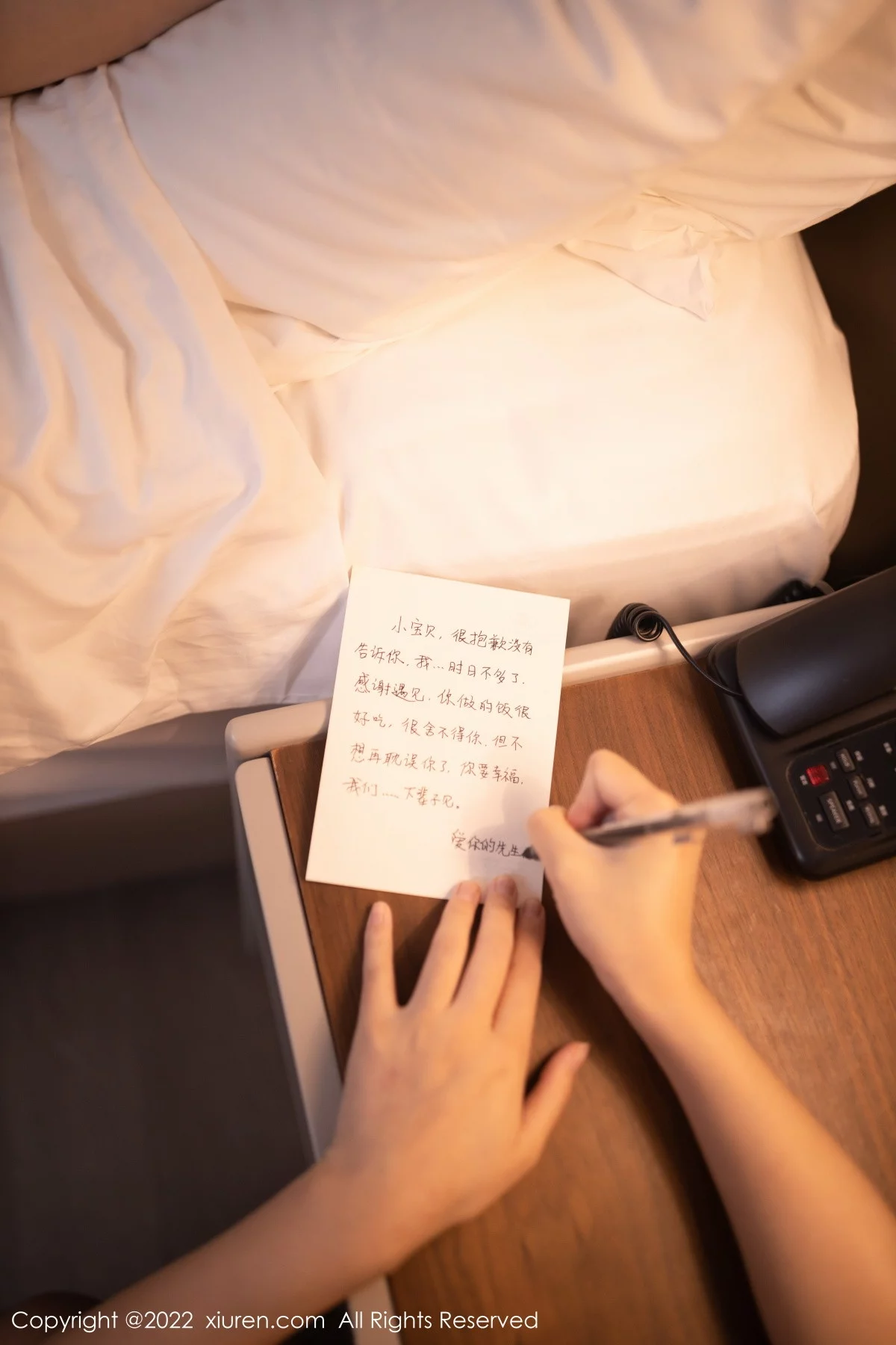 [[XiuRen秀人网]秀人网]No.5913_模特鱼子酱Fish白色轻透上衣配性感红短裙露蕾丝内衣诱惑写真80P