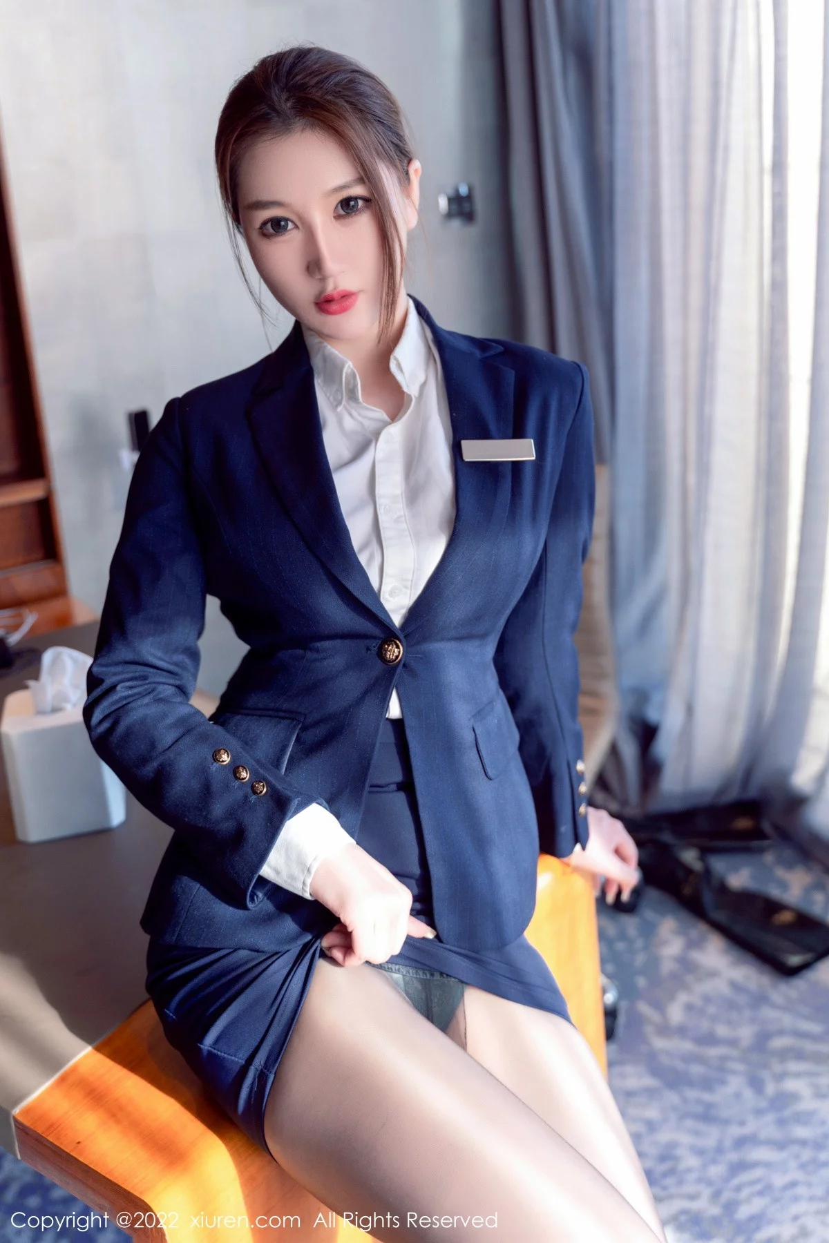 [[XiuRen秀人网]秀人网]No.5918_模特顾乔楠Cora脱蓝色制服露性感内衣配超薄无内黑丝诱惑写真72P