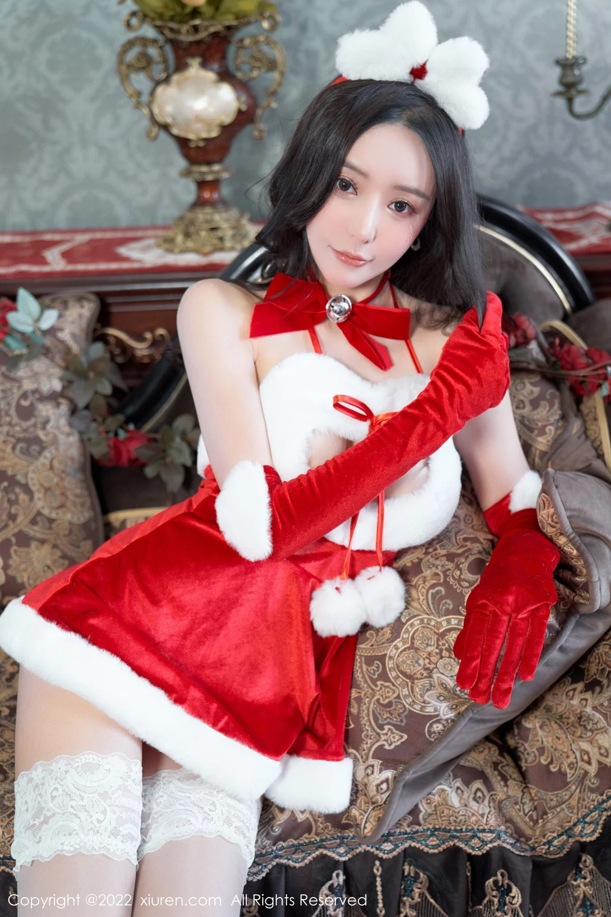 [[XiuRen秀人网]秀人网]No.6045_女神王馨瑶yanni性感红色圣诞装服配白丝袜秀完美身材诱惑写真76P