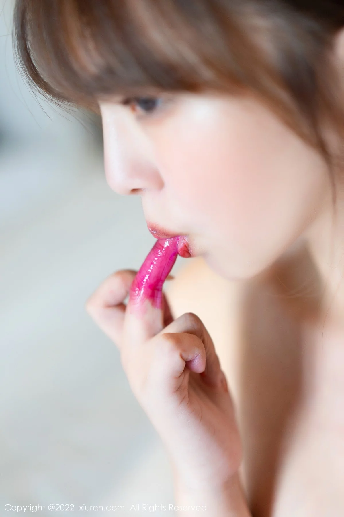 [[XiuRen秀人网]秀人网]No.6058_模特张思允Nice脱玫红色外衣露性感轻透薄纱内衣惹火诱惑写真75P