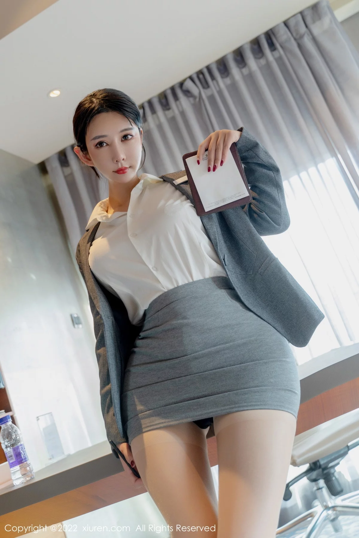 [[XiuRen秀人网]秀人网]No.6054_模特夏沫沫tifa私人秘书主题白衬衣配超薄无内肉丝惹火诱惑写真64P