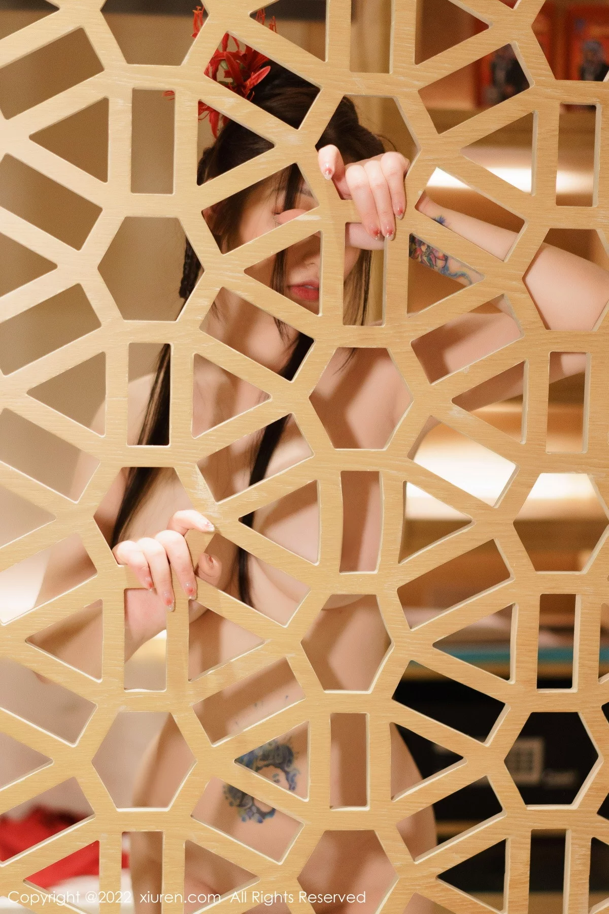 [[XiuRen秀人网]秀人网]No.6068_女神laura阿姣＆妲己_Toxic红色薄透古装服秀丰满身材诱惑写真79P