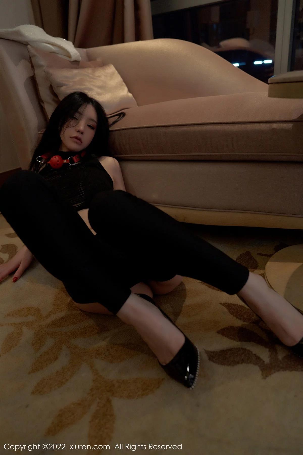 [[XiuRen秀人网]秀人网]No.6073_女神周于希Sally元旦的夜主题性感黑色服饰秀白嫩翘臀诱惑写真80P