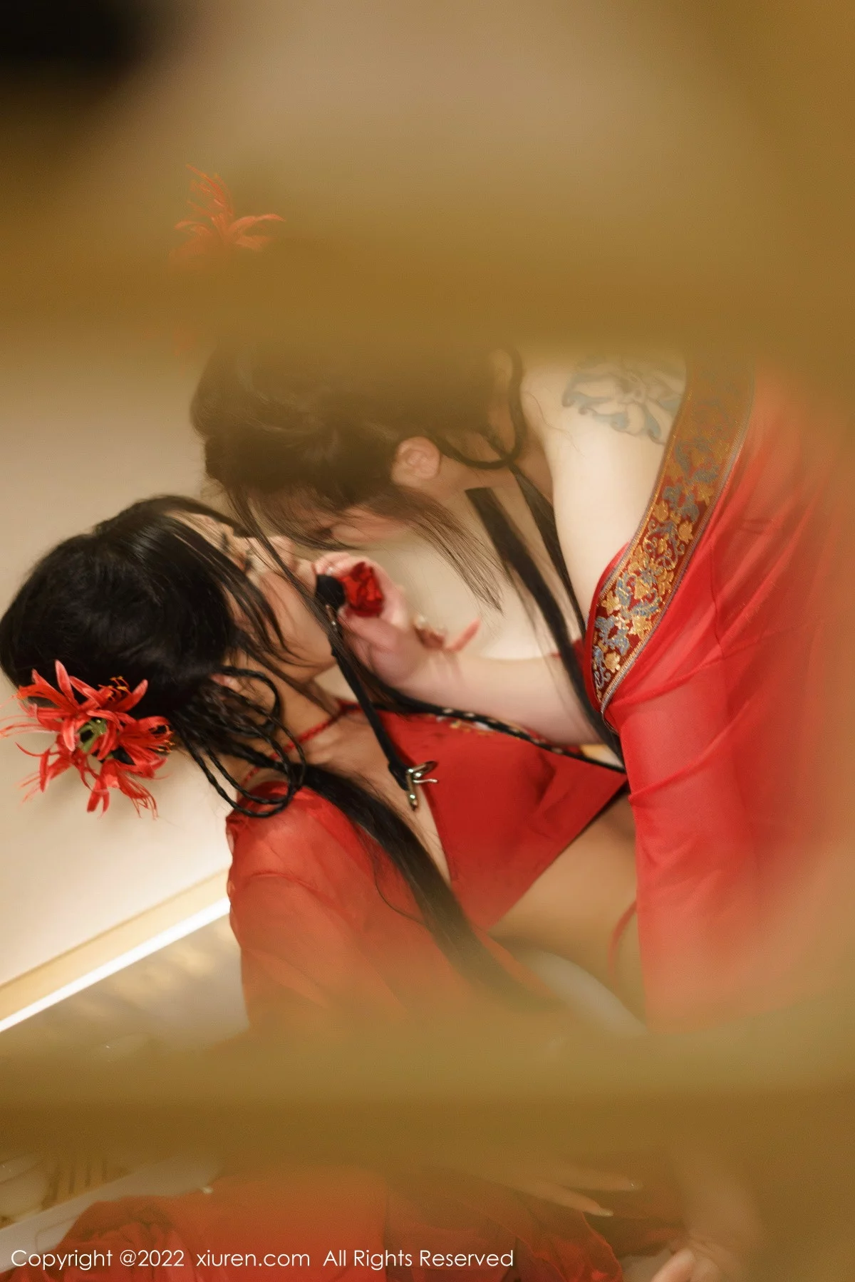 [[XiuRen秀人网]秀人网]No.6068_女神laura阿姣＆妲己_Toxic红色薄透古装服秀丰满身材诱惑写真79P