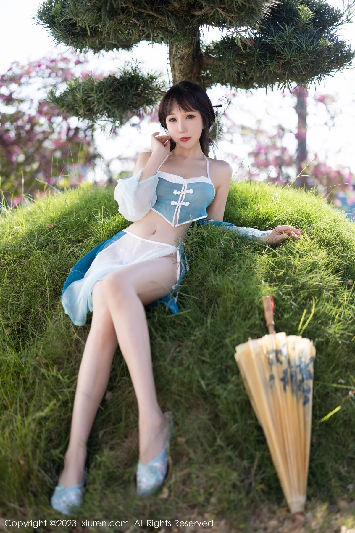 [[XiuRen秀人网]秀人网]No.6076_模特波巧酱海南岛旅拍性感蓝色轻透薄纱服秀曼妙身姿诱惑写真81P