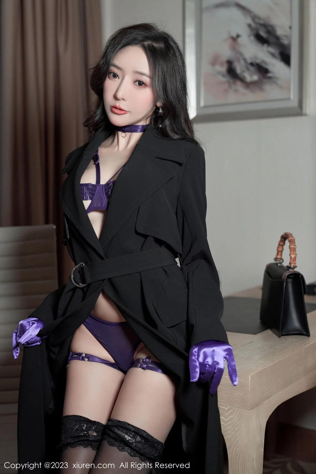 [[XiuRen秀人网]秀人网]No.6078_女神王馨瑶yanni脱黑色外衣露紫色情趣内衣秀完美身材诱惑写真76P