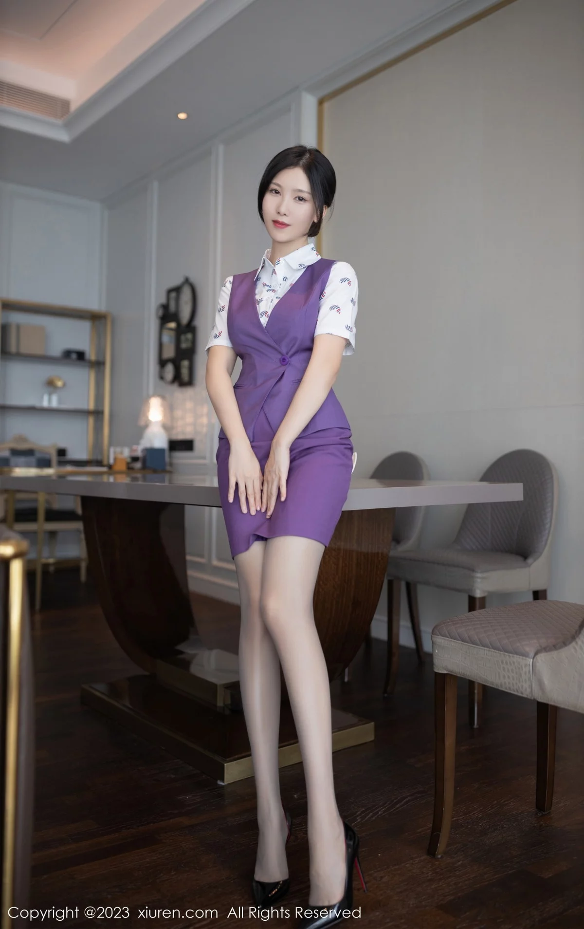 [[XiuRen秀人网]秀人网]No.6084_模特利世脱空姐制服露紫色内衣配超薄黑丝秀曼妙身姿诱惑写真78P