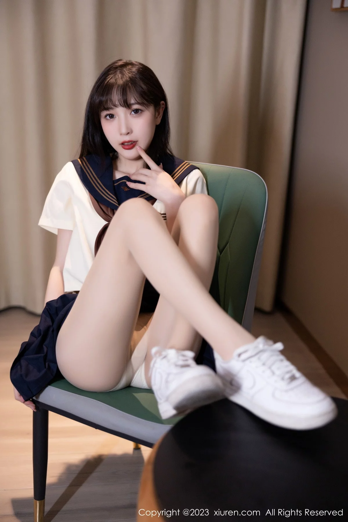 [[XiuRen秀人网]秀人网]No.6126_模特林星阑海南岛旅拍脱学妹制服露白色内衣原色丝袜诱惑写真81P