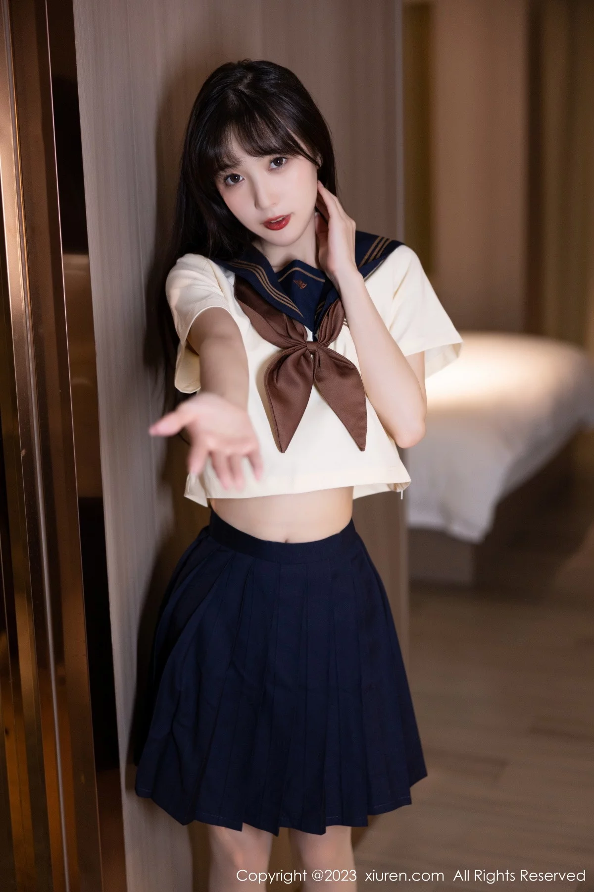 [[XiuRen秀人网]秀人网]No.6126_模特林星阑海南岛旅拍脱学妹制服露白色内衣原色丝袜诱惑写真81P