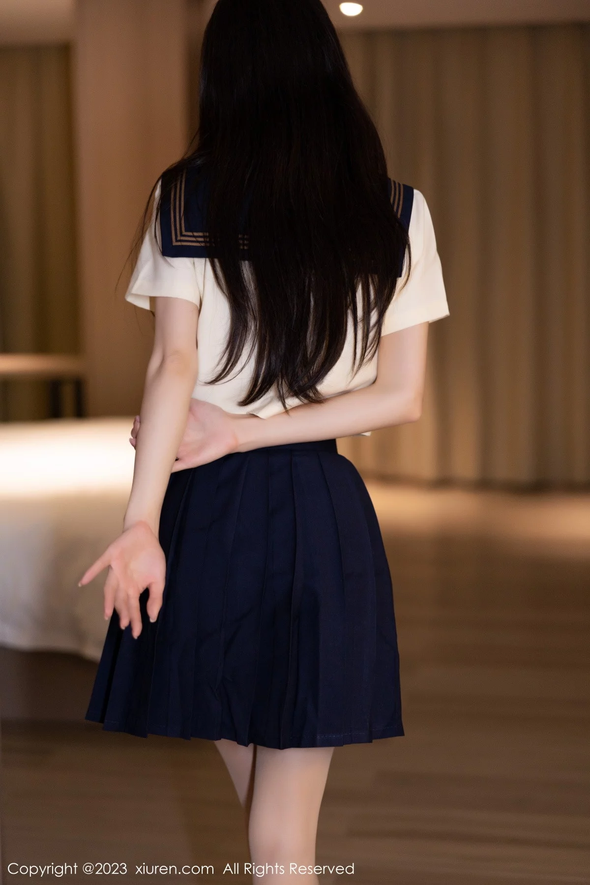 [[XiuRen秀人网]秀人网]No.6126_模特林星阑海南岛旅拍脱学妹制服露白色内衣原色丝袜诱惑写真81P