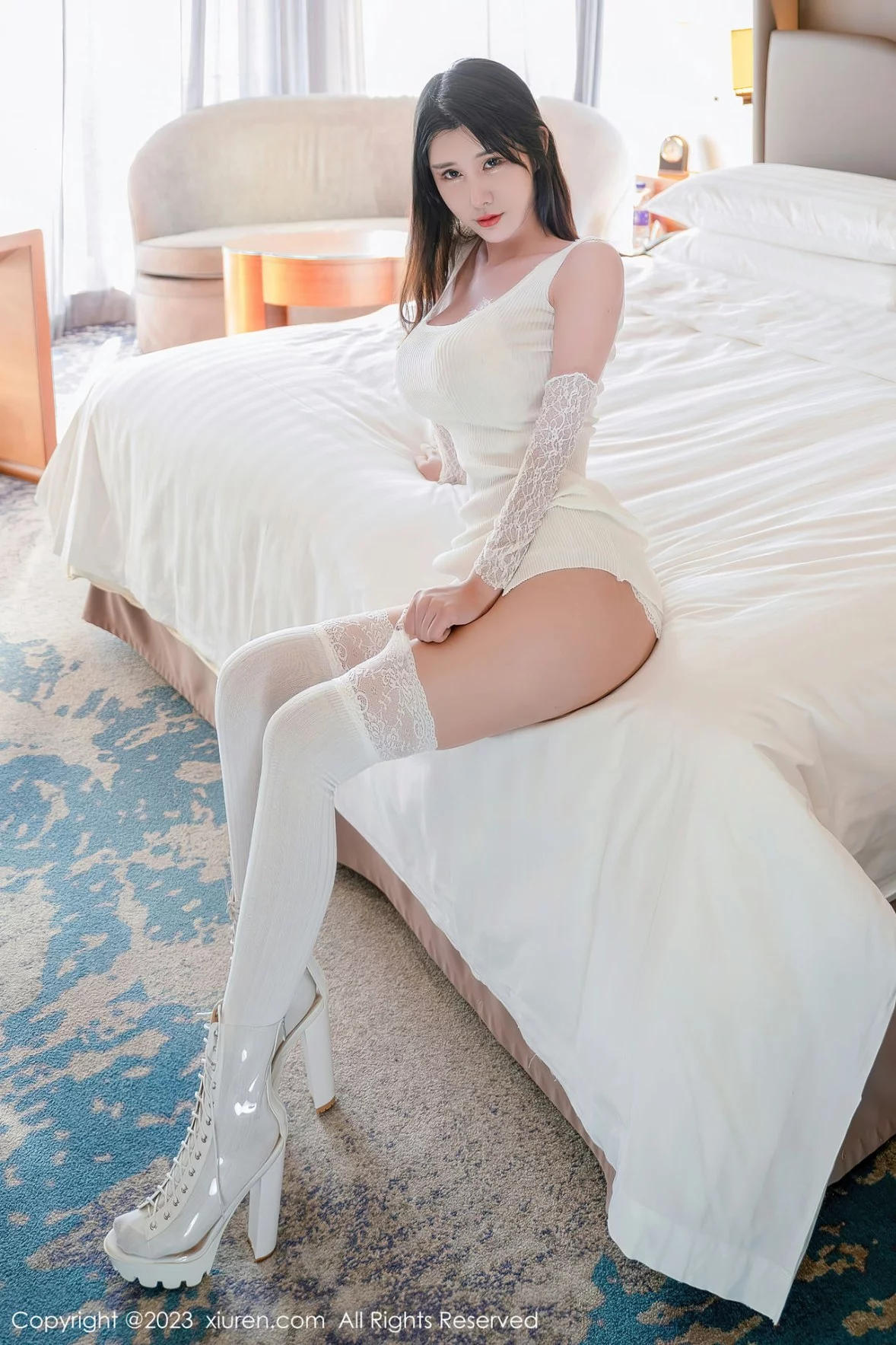 [[XiuRen秀人网]秀人网]No.6128_模特夏沫沫tifa阳朔旅拍居家系列性感白色服秀丰乳肥臀诱惑写真63P