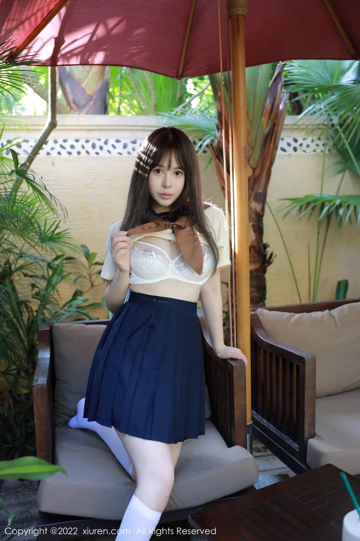 [[XiuRen秀人网]秀人网]No.6021_女神Evelyn艾莉南京旅拍户外性感白色水手服秀完美身材诱惑写真66P