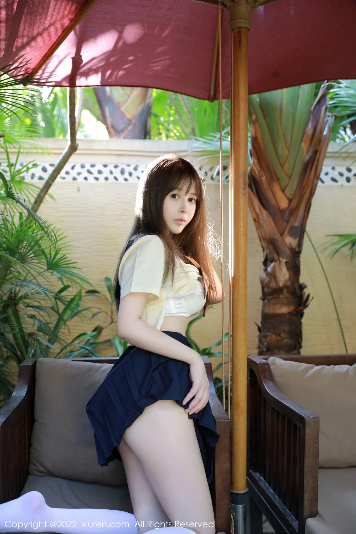 [[XiuRen秀人网]秀人网]No.6021_女神Evelyn艾莉南京旅拍户外性感白色水手服秀完美身材诱惑写真66P