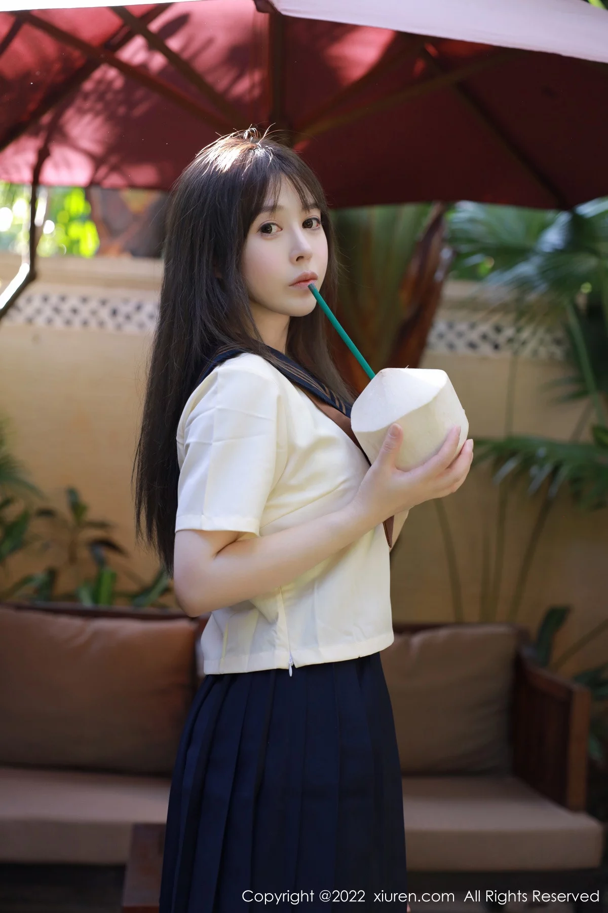 [[XiuRen秀人网]秀人网]No.6021_女神Evelyn艾莉南京旅拍户外性感白色水手服秀完美身材诱惑写真66P