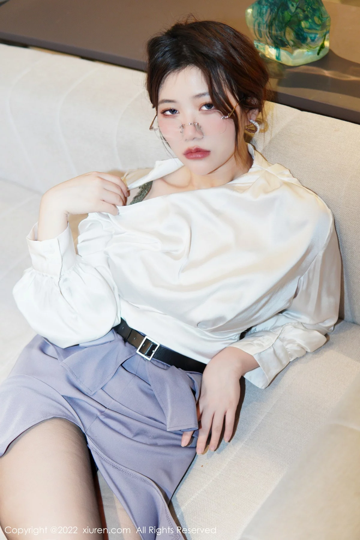 [[XiuRen秀人网]秀人网]No.6028_模特奈奈子醉酒女教师主题半脱露绿灰色蕾丝内衣撩人诱惑写真79P