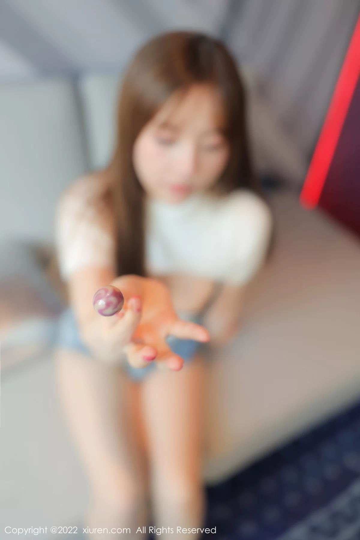 [[XiuRen秀人网]秀人网]No.6035_模特豆瓣酱白色轻透收身衣配牛仔短裤露黑色蕾丝内衣诱惑写真86P