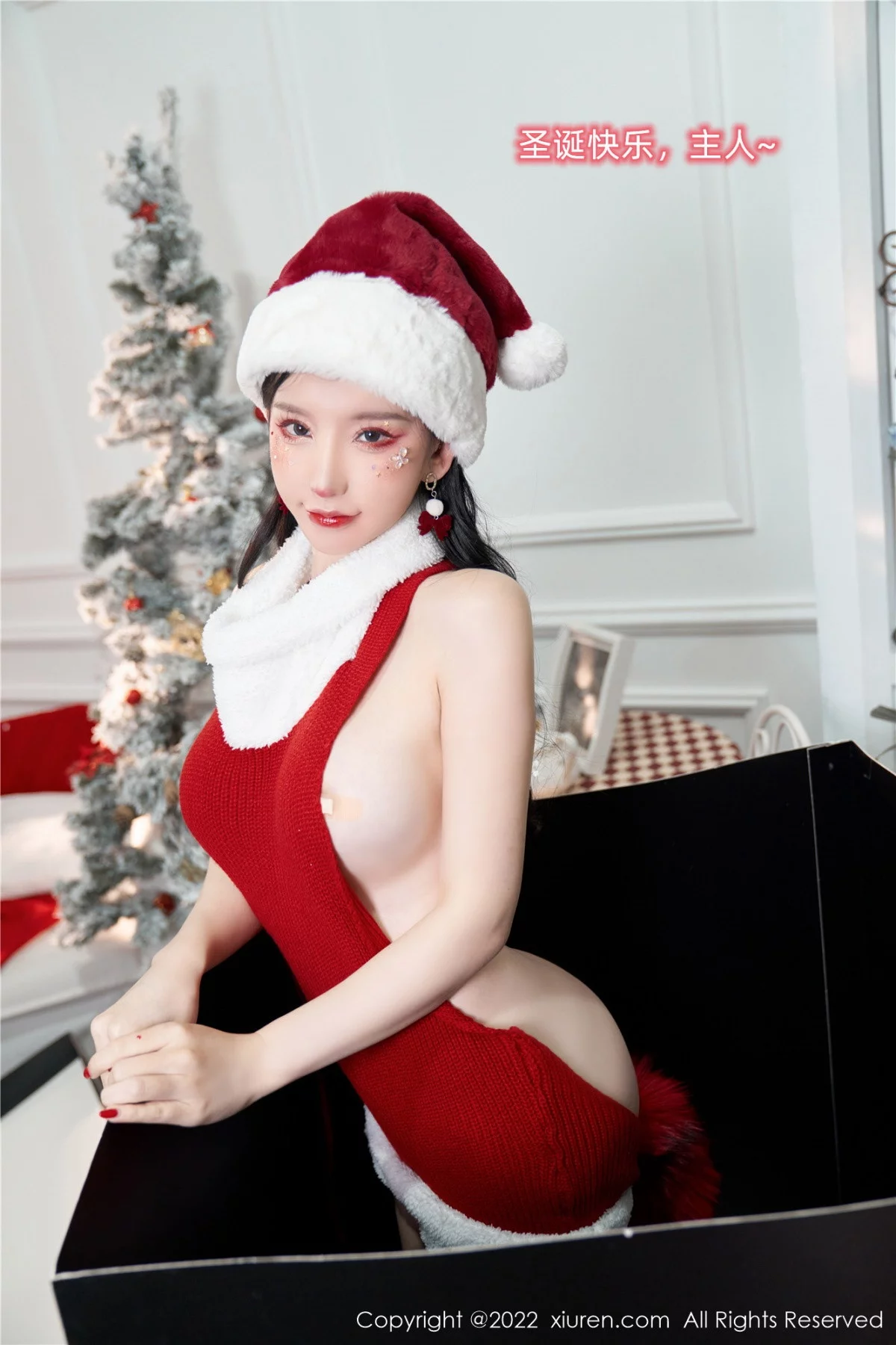 [[XiuRen秀人网]秀人网]No.6038_女神周于希Sally圣诞礼物主题无内真空毛衣秀豪乳遮点诱惑写真80P