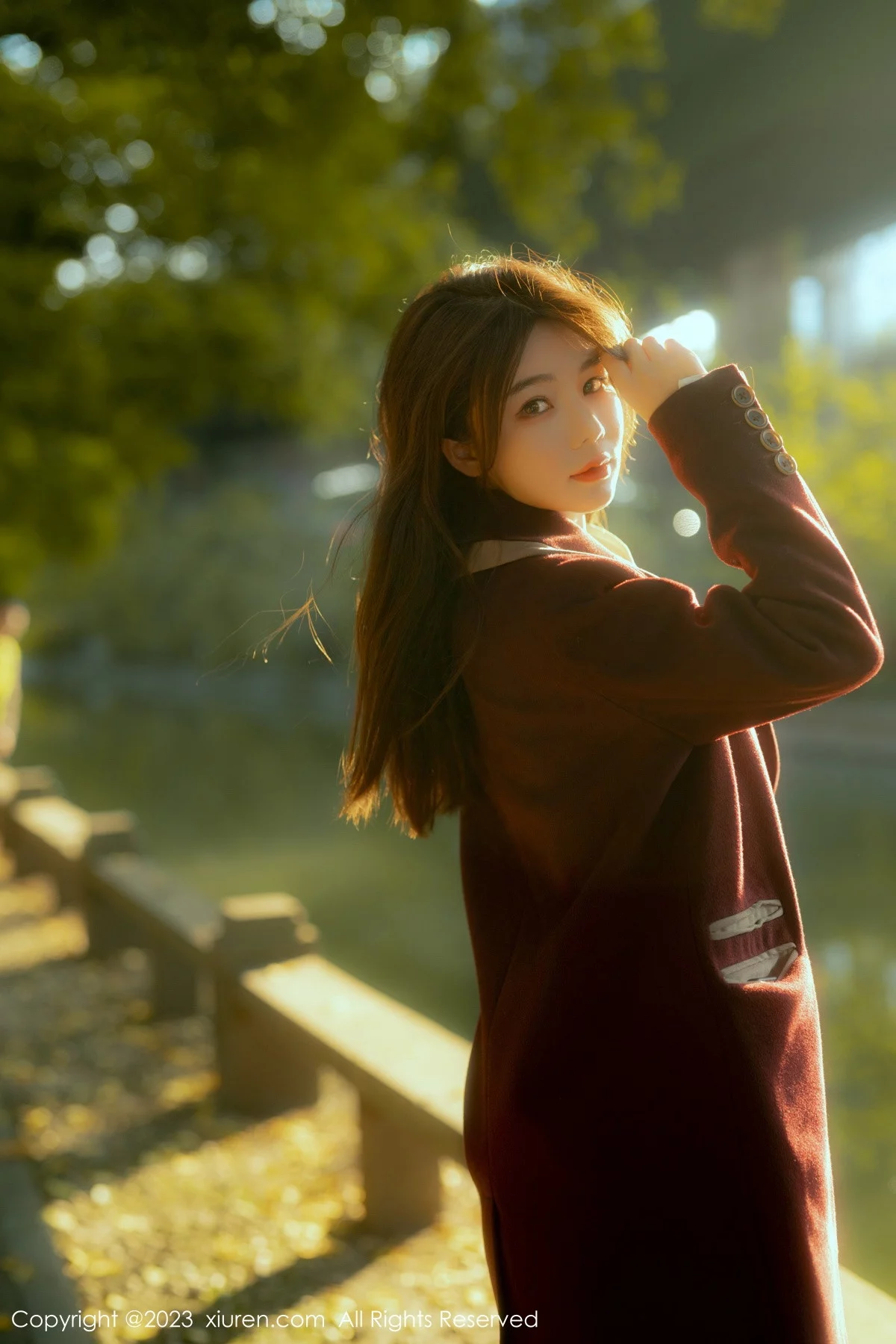 [[XiuRen秀人网]秀人网]No.6137_模特婠婠么性感白T配黑色短裙露超薄黑丝秀曼妙身姿诱惑写真91P