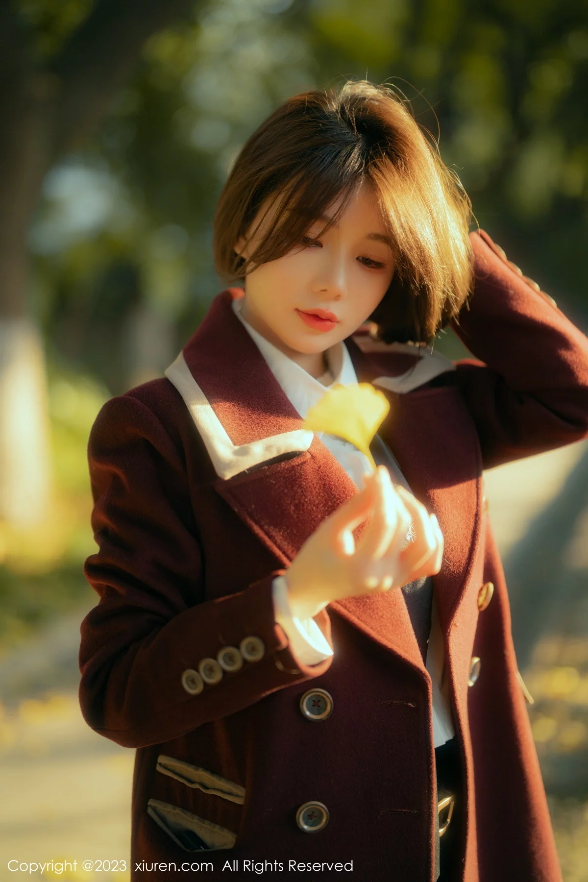 [[XiuRen秀人网]秀人网]No.6137_模特婠婠么性感白T配黑色短裙露超薄黑丝秀曼妙身姿诱惑写真91P