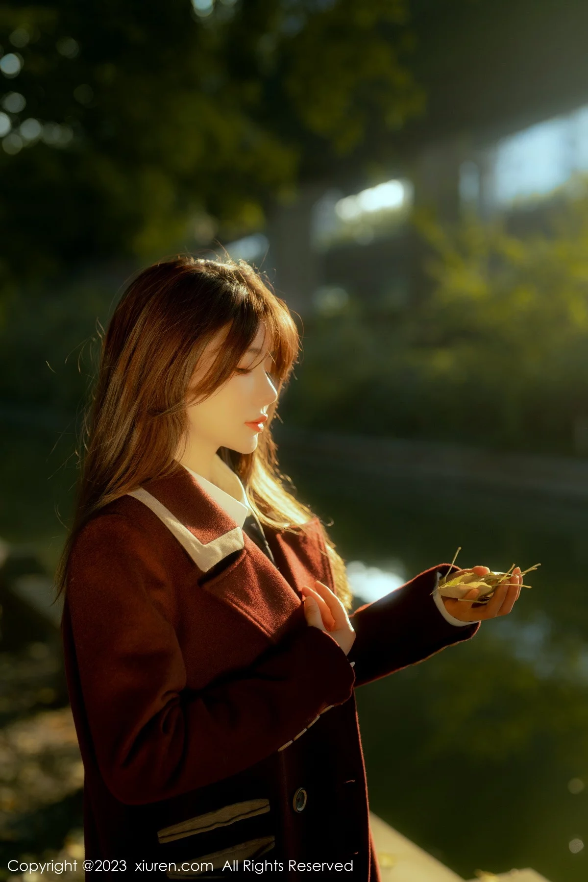 [[XiuRen秀人网]秀人网]No.6137_模特婠婠么性感白T配黑色短裙露超薄黑丝秀曼妙身姿诱惑写真91P