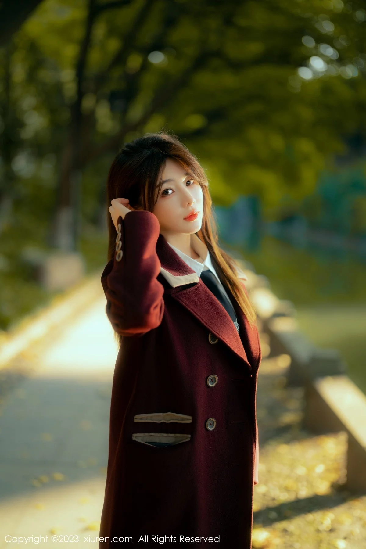 [[XiuRen秀人网]秀人网]No.6137_模特婠婠么性感白T配黑色短裙露超薄黑丝秀曼妙身姿诱惑写真91P