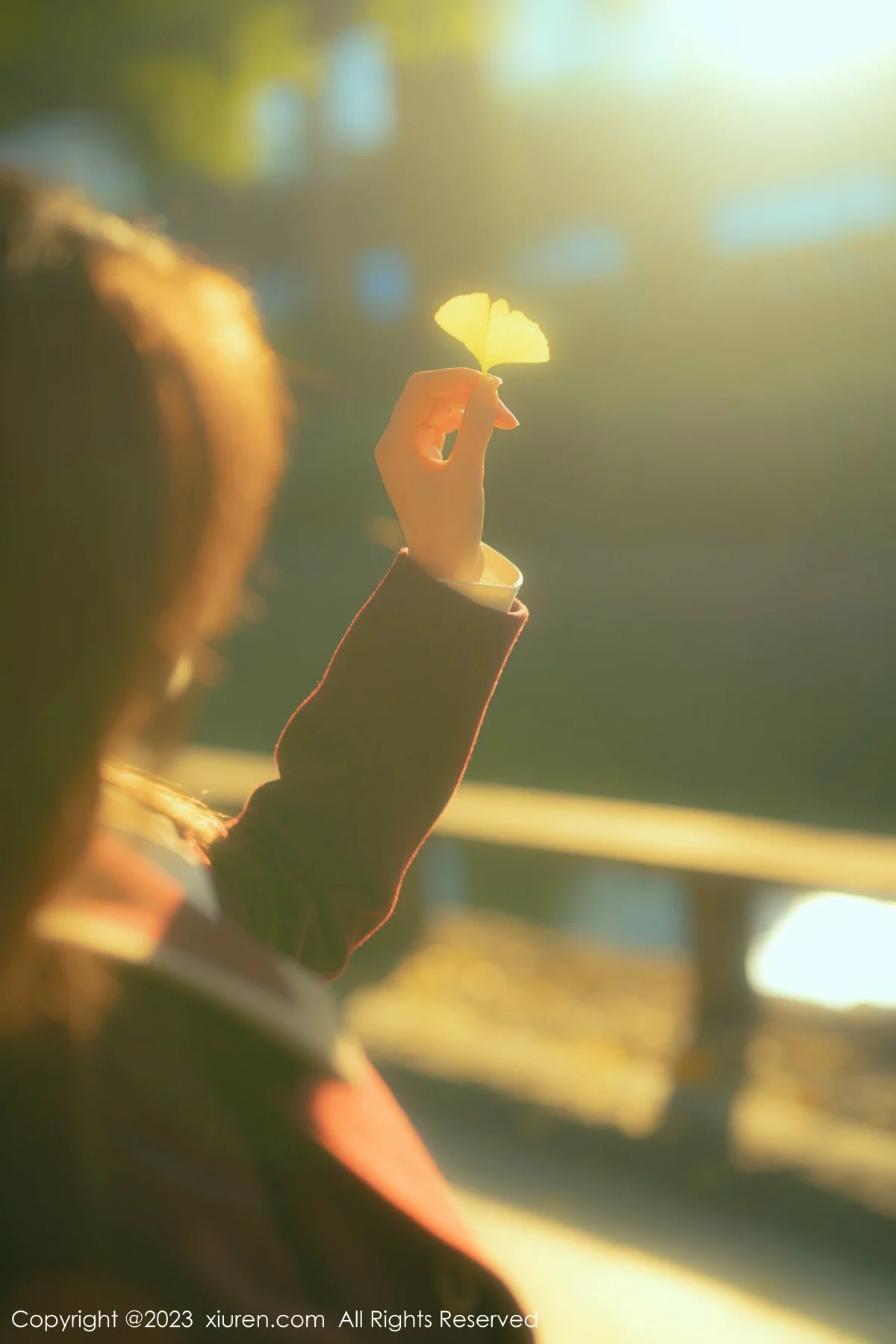 [[XiuRen秀人网]秀人网]No.6137_模特婠婠么性感白T配黑色短裙露超薄黑丝秀曼妙身姿诱惑写真91P