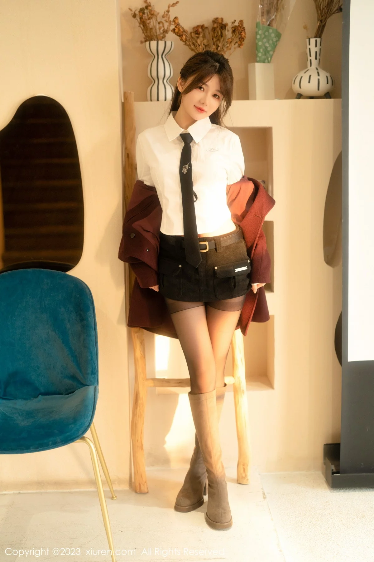 [[XiuRen秀人网]秀人网]No.6137_模特婠婠么性感白T配黑色短裙露超薄黑丝秀曼妙身姿诱惑写真91P