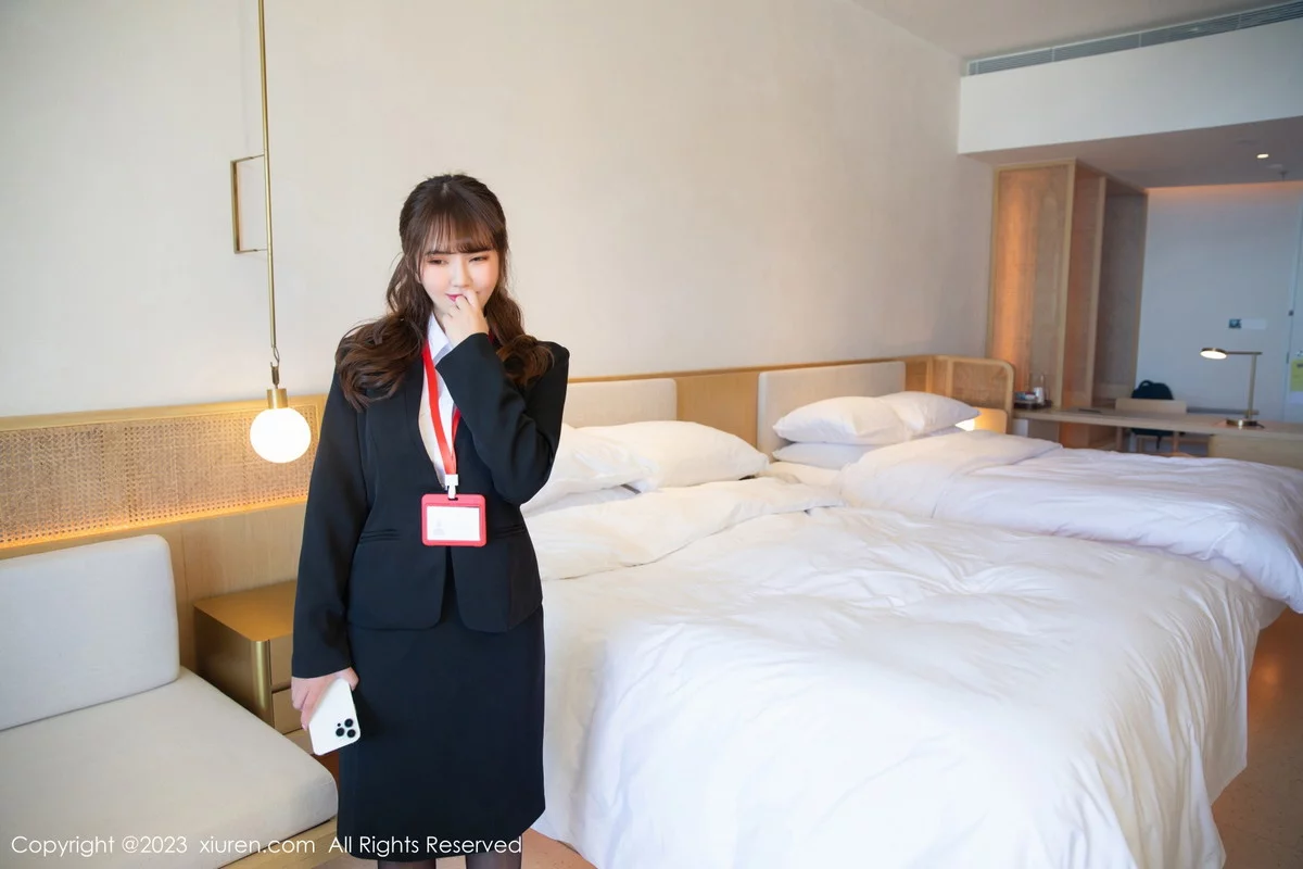 [[XiuRen秀人网]秀人网]No.6197_模特张思允Nice和上司出差半脱露淡紫色蕾丝内衣完美诱惑写真81P