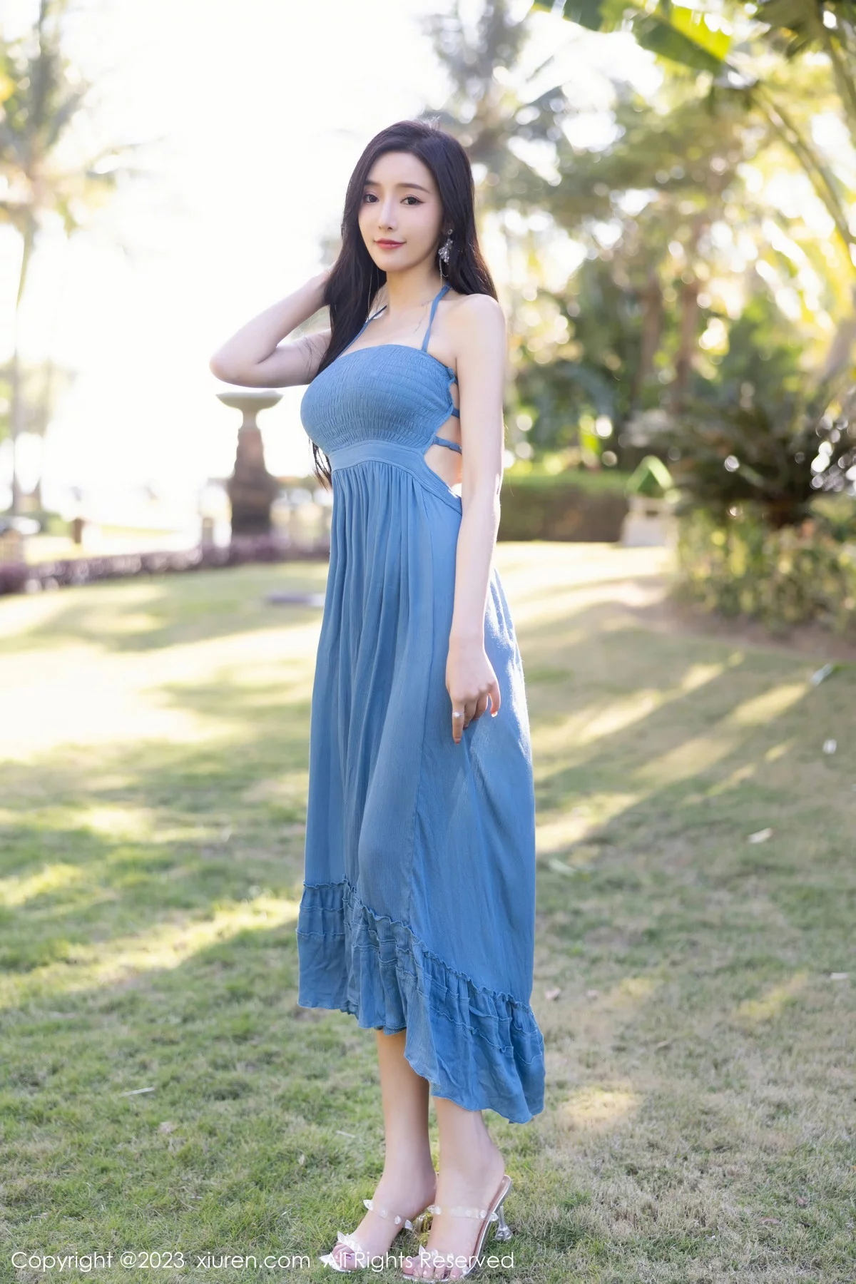 [[XiuRen秀人网]秀人网]No.6222_女神王馨瑶yanni海南岛旅拍性感黑色泳装秀丰满身材迷人写真84P