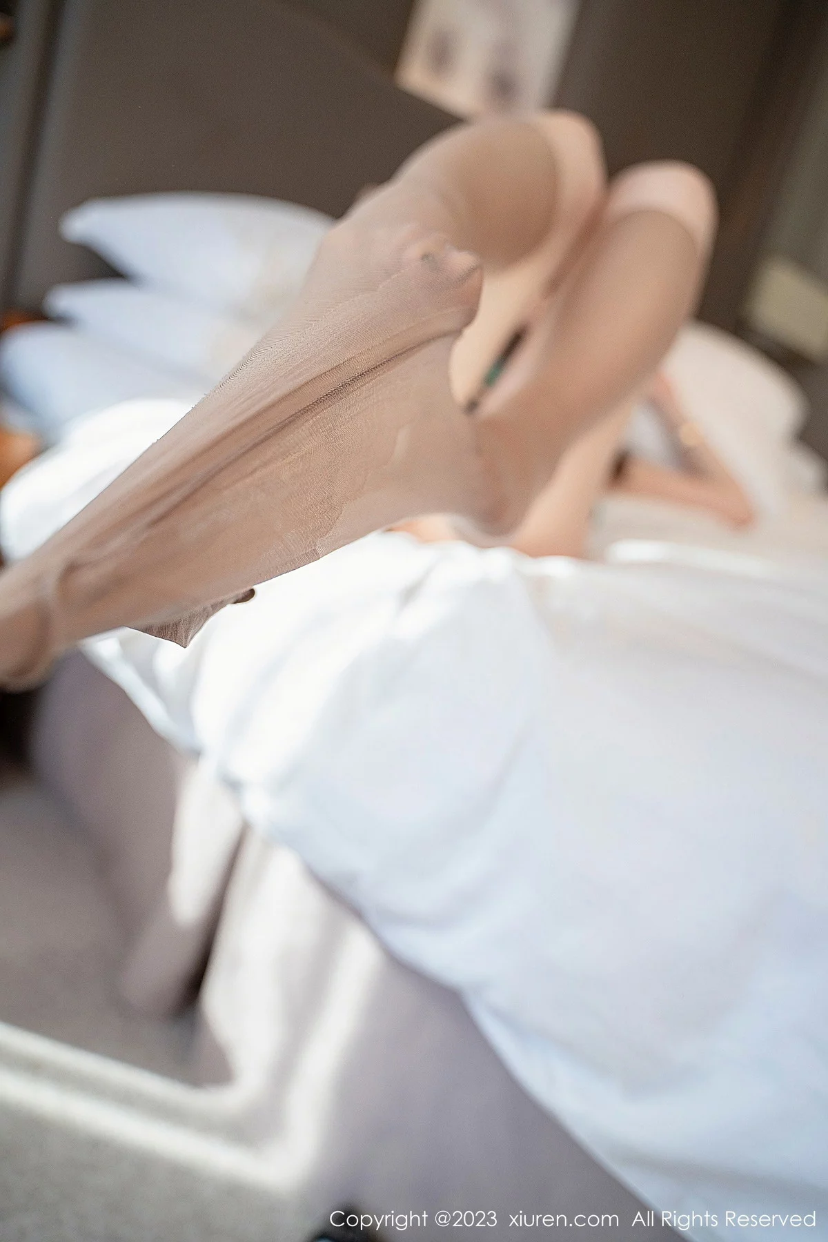 [[XiuRen秀人网]秀人网]No.6219_模特顾乔楠Cora私生活主题脱绿色连衣短裙秀完美身材诱惑写真79P