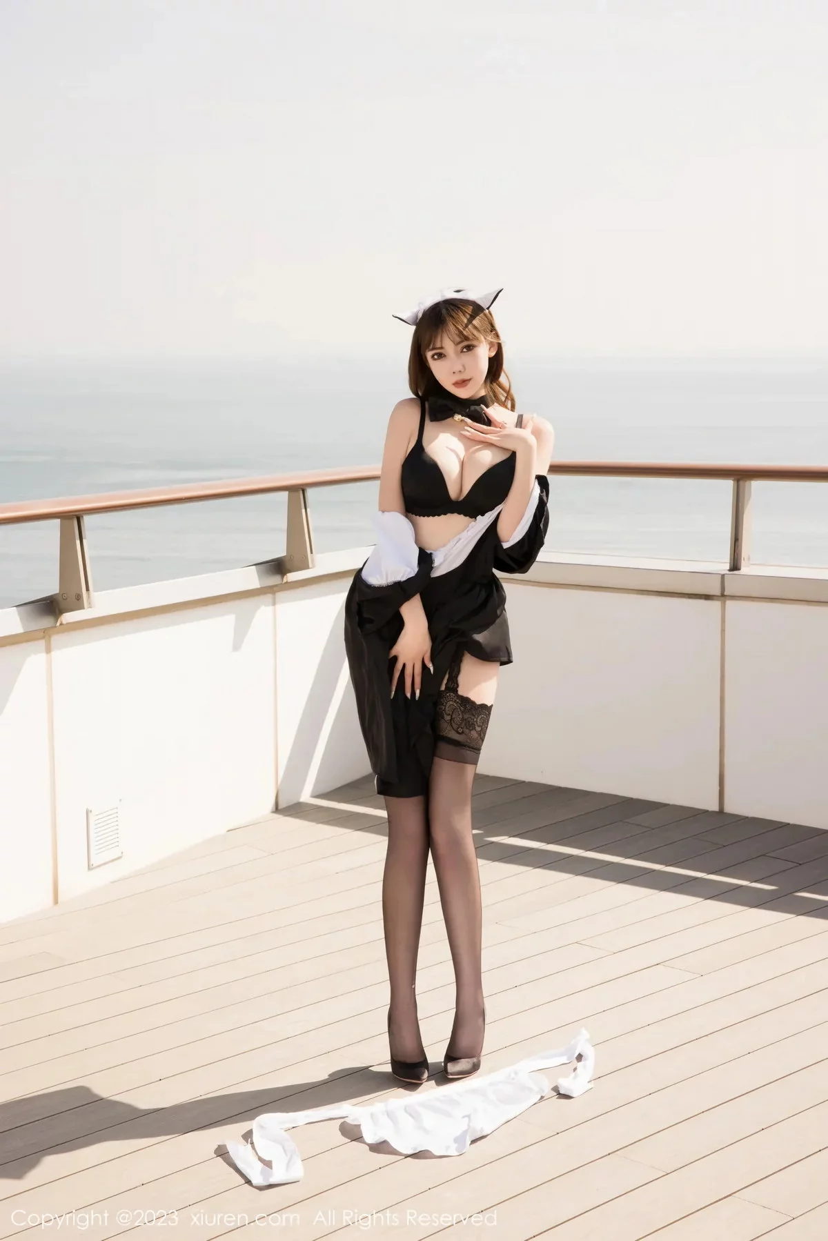 [[XiuRen秀人网]秀人网]No.6224_模特萌汉药baby半脱女仆装露性感黑色内衣配蕾丝吊袜魅惑写真68P