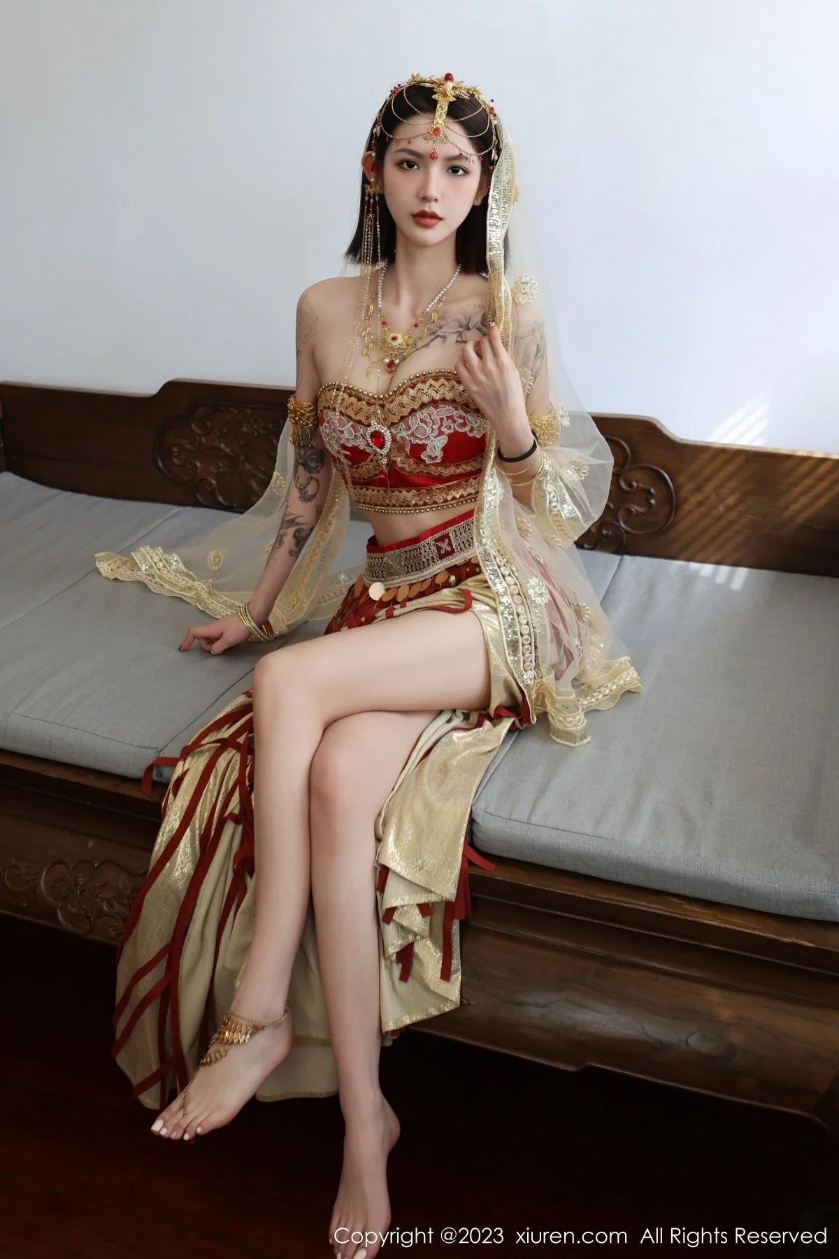 [[XiuRen秀人网]秀人网]No.6240_模特乔一一性感异域风情舞女服饰秀曼妙身姿迷人气质诱惑写真76P