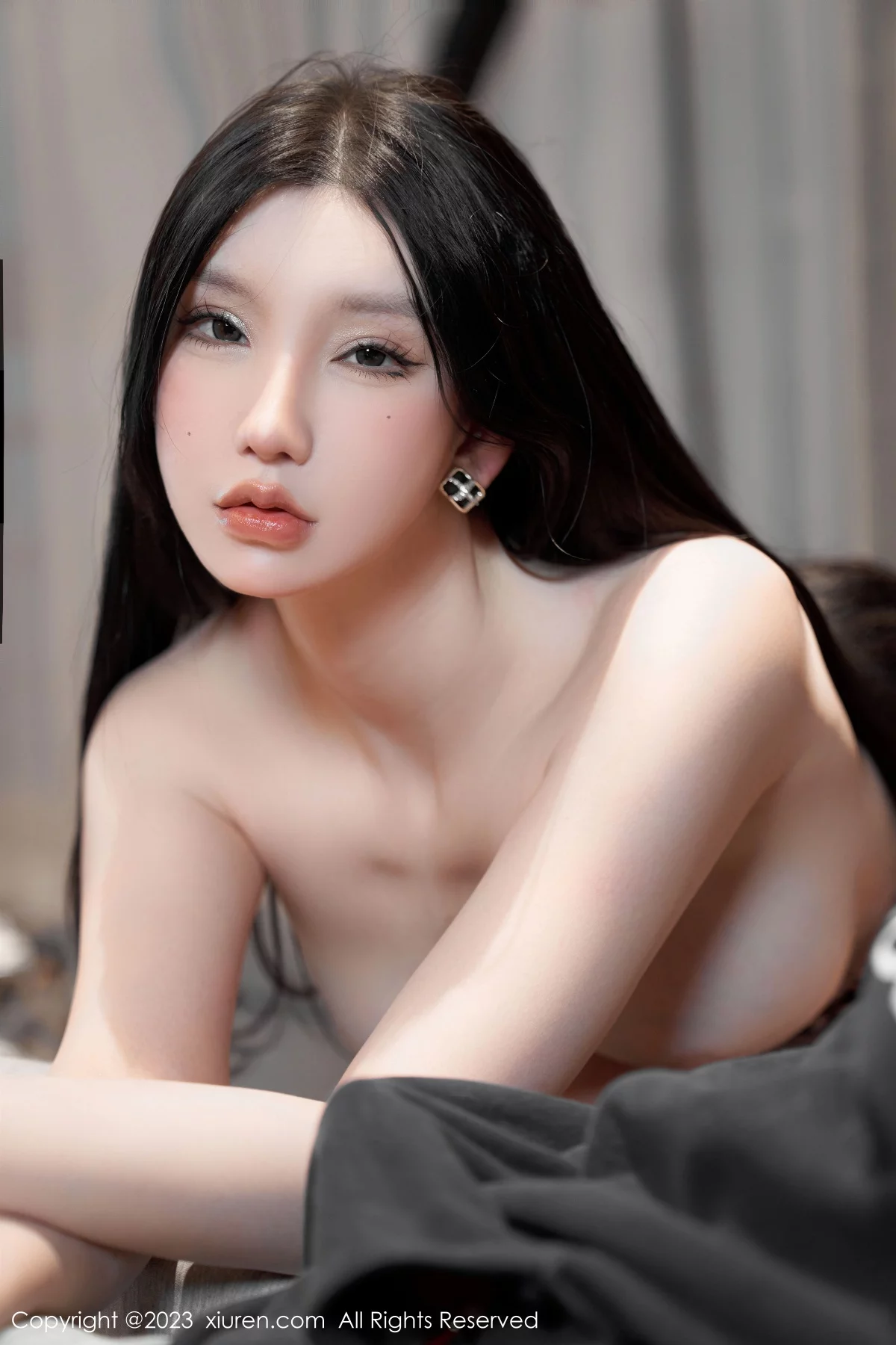 [[XiuRen秀人网]秀人网]No.6253_女神周于希Sally澳门旅拍性感豹纹短裙配超薄黑丝秀美腿诱惑写真94P