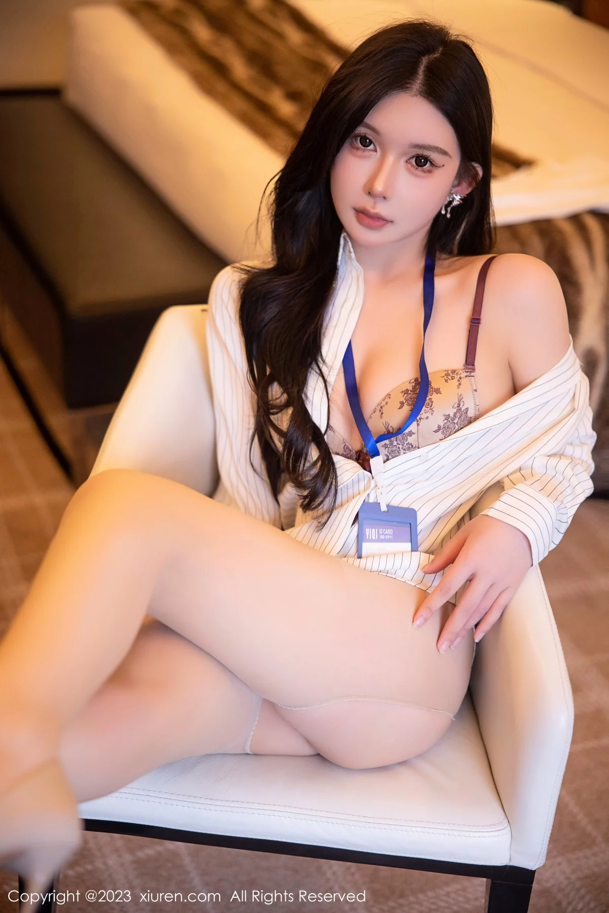 [[XiuRen秀人网]秀人网]No.6247_模特林珊珊性感白T配黑短裙露浅黄色内衣开档肉丝完美诱惑写真97P