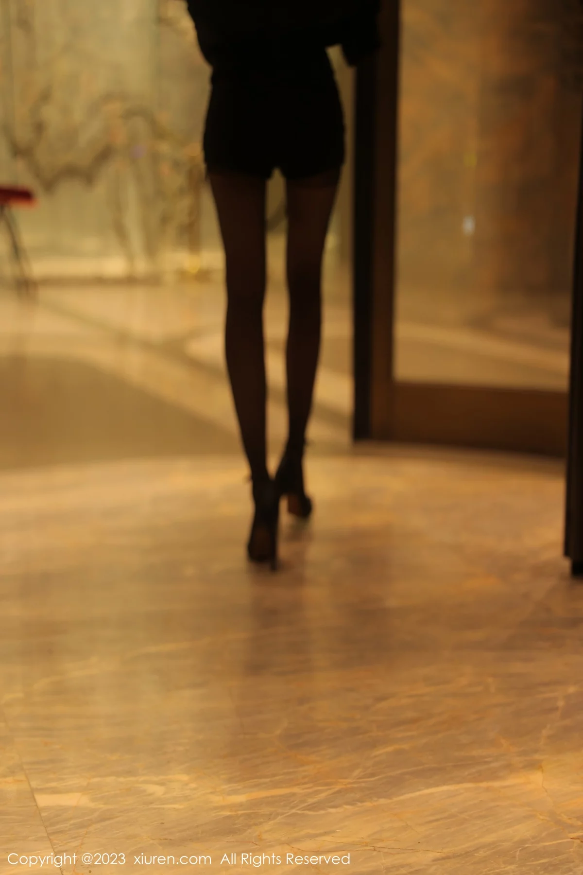 [[XiuRen秀人网]秀人网]No.6246_模特谢小蒽宾馆性感OL装扮半脱露性感黑色蕾丝内衣撩人诱惑写真87P