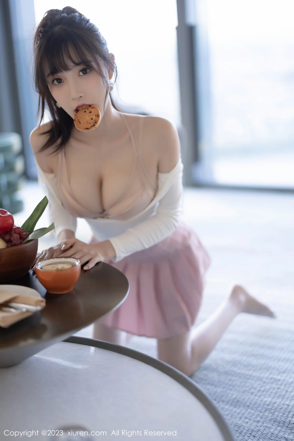 [[XiuRen秀人网]秀人网]No.6263_模特林星阑白色上衣配粉色短裙露性感内衣秀曼妙身材诱惑写真85P