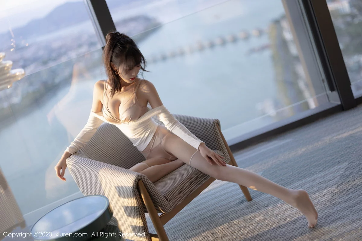 [[XiuRen秀人网]秀人网]No.6263_模特林星阑白色上衣配粉色短裙露性感内衣秀曼妙身材诱惑写真85P