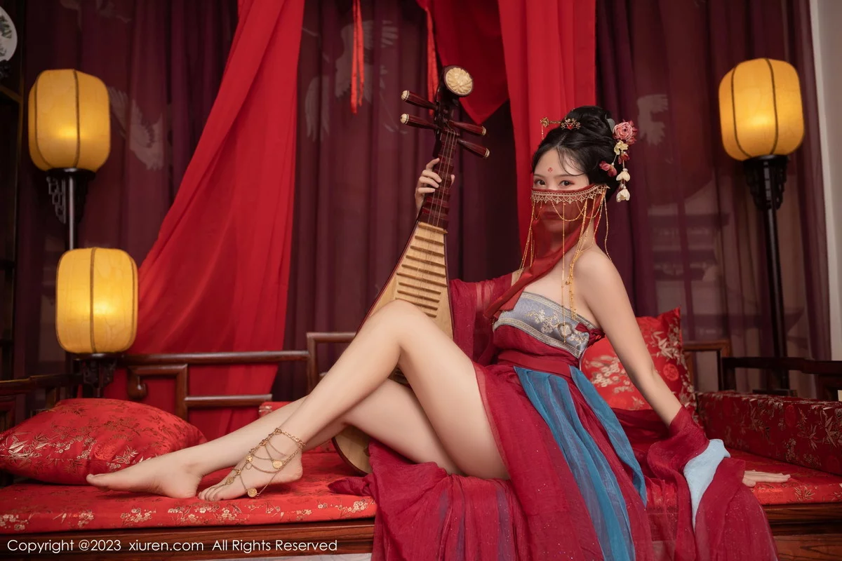 [[XiuRen秀人网]秀人网]No.6154_模特利世歌姬角色扮演性感红色古装服低胸秀完美身材诱惑写真71P