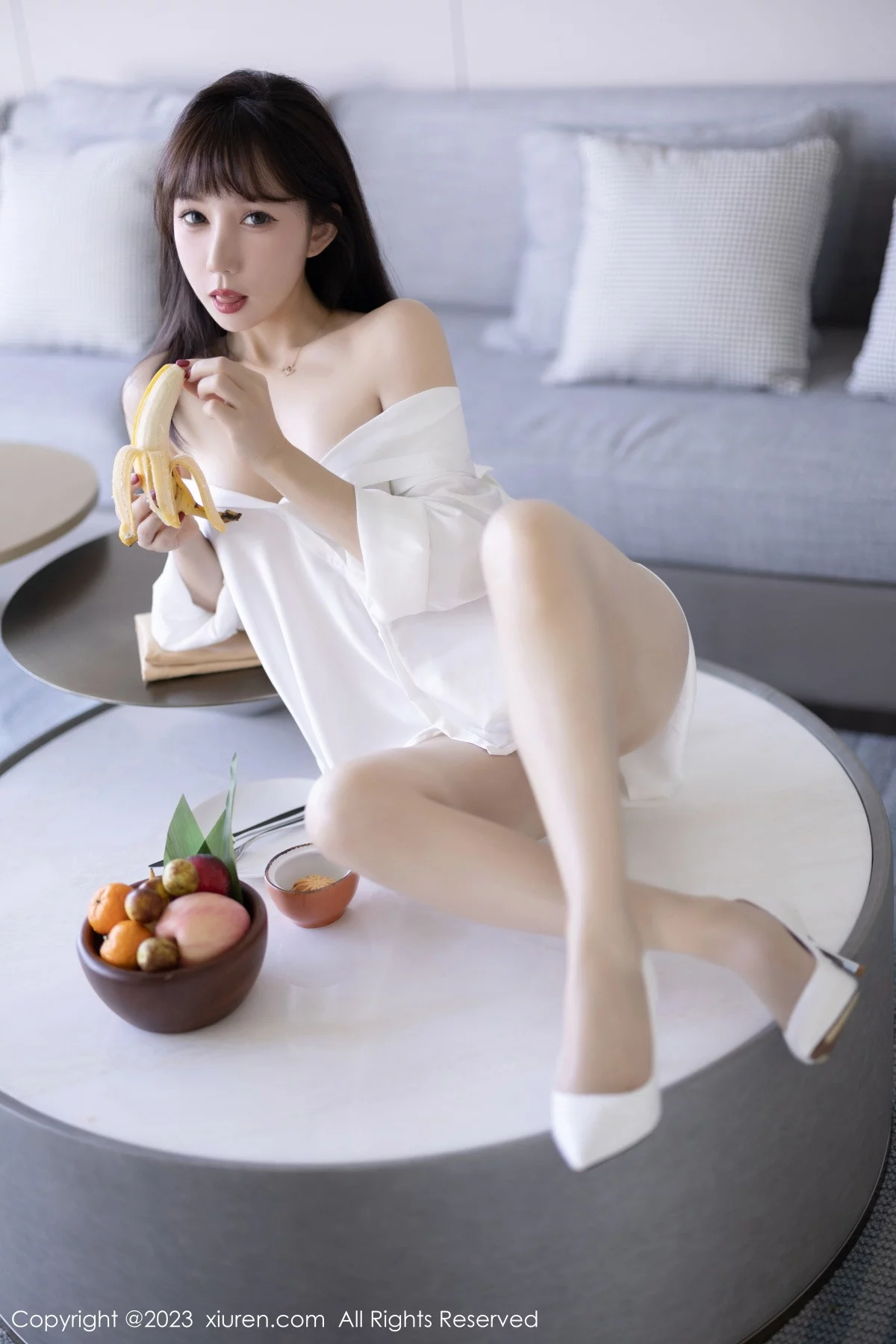 [[XiuRen秀人网]秀人网]No.6153_模特波巧酱海南岛旅拍性感白T配原色丝袜秀曼妙身姿诱惑写真82P