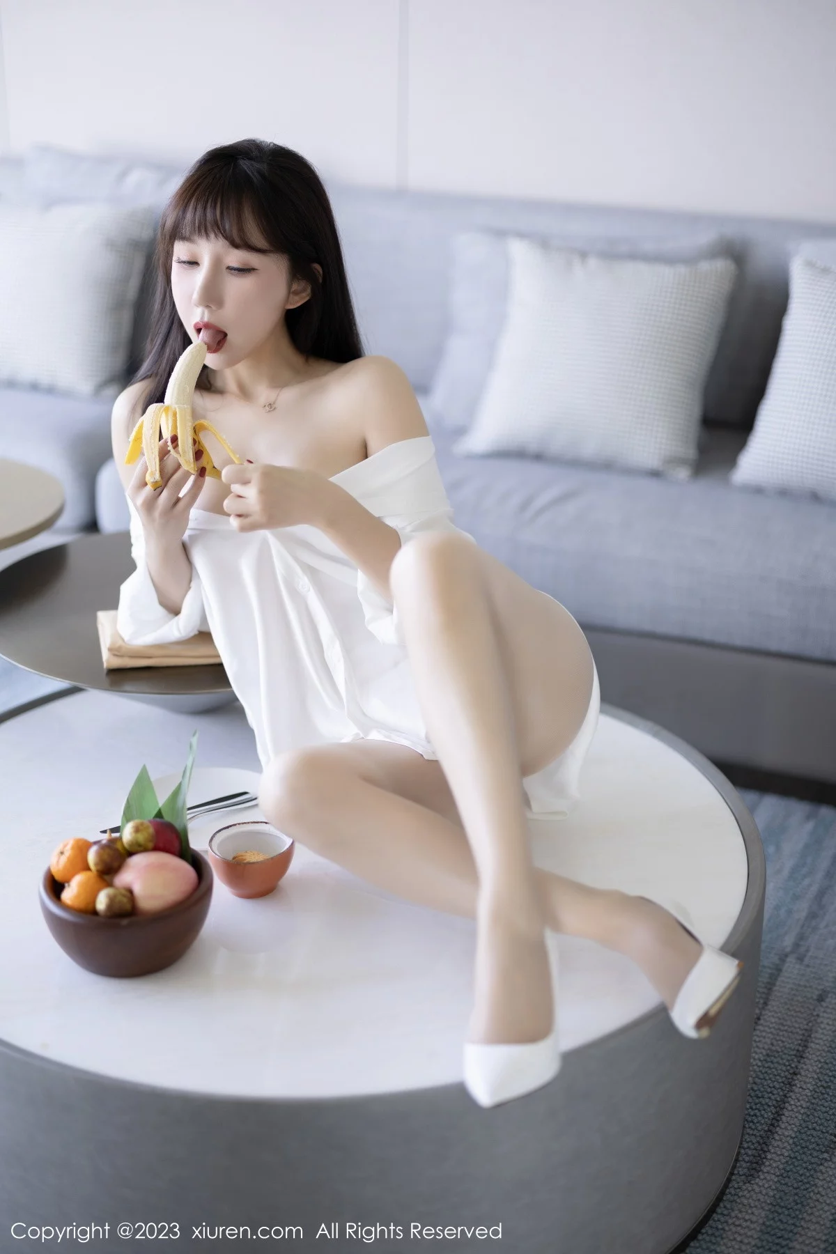 [[XiuRen秀人网]秀人网]No.6153_模特波巧酱海南岛旅拍性感白T配原色丝袜秀曼妙身姿诱惑写真82P