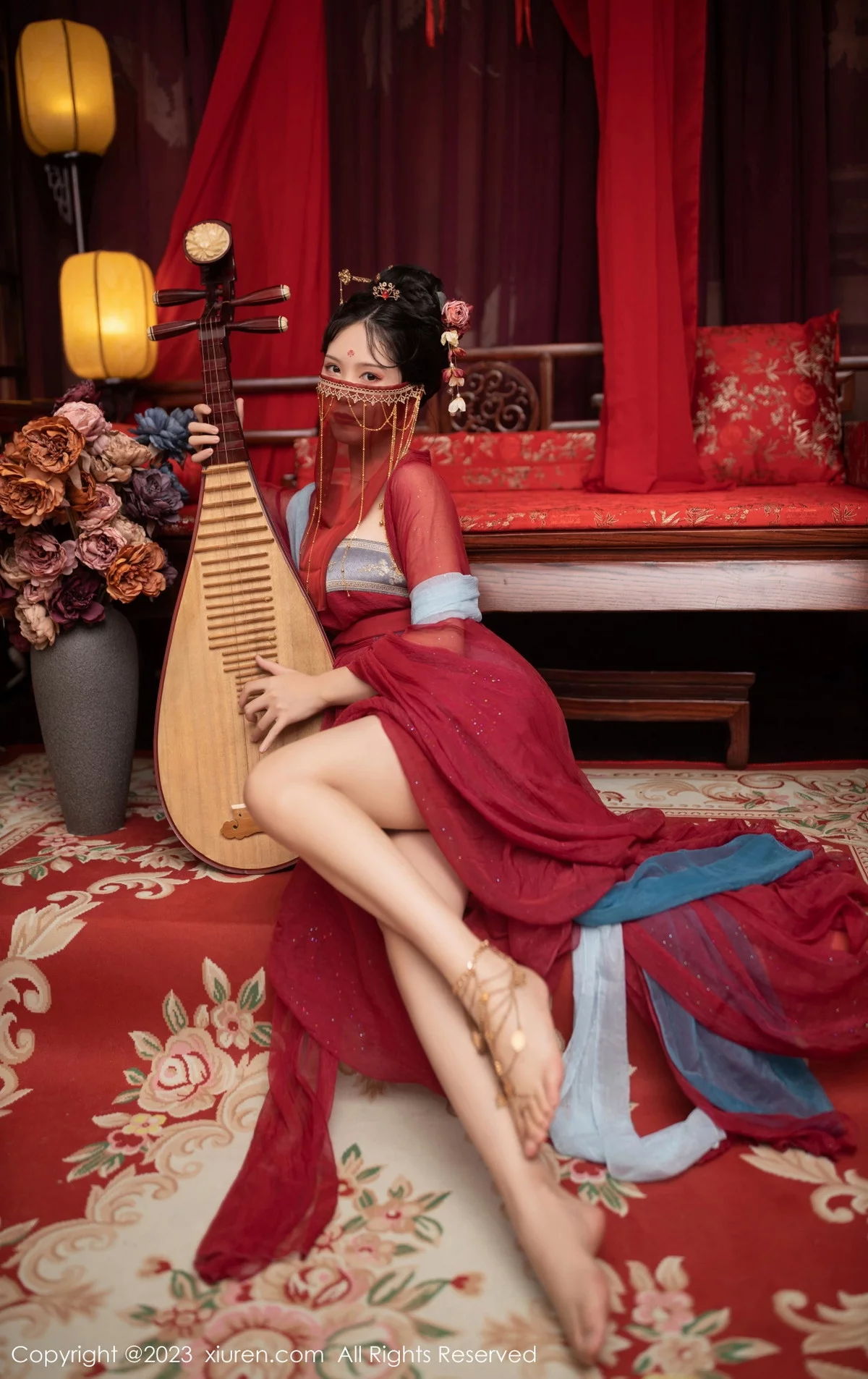 [[XiuRen秀人网]秀人网]No.6154_模特利世歌姬角色扮演性感红色古装服低胸秀完美身材诱惑写真71P