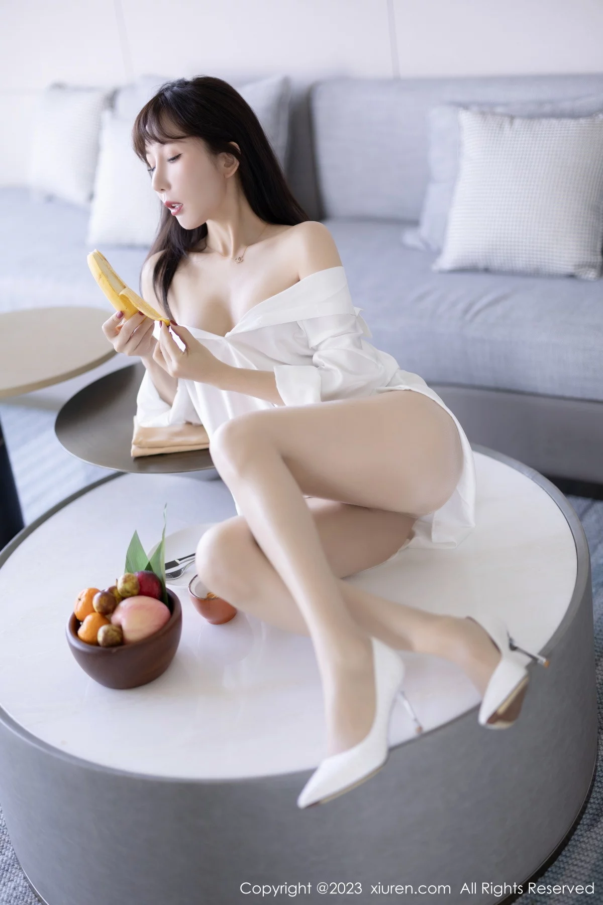 [[XiuRen秀人网]秀人网]No.6153_模特波巧酱海南岛旅拍性感白T配原色丝袜秀曼妙身姿诱惑写真82P