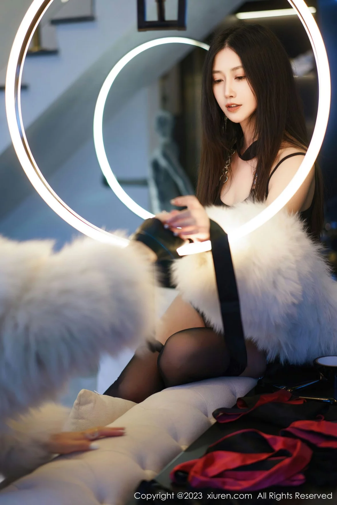 [[XiuRen秀人网]秀人网]No.6162_模特laura阿姣模特合集性感女神私房拍摄双峰对决撩人诱惑写真72P