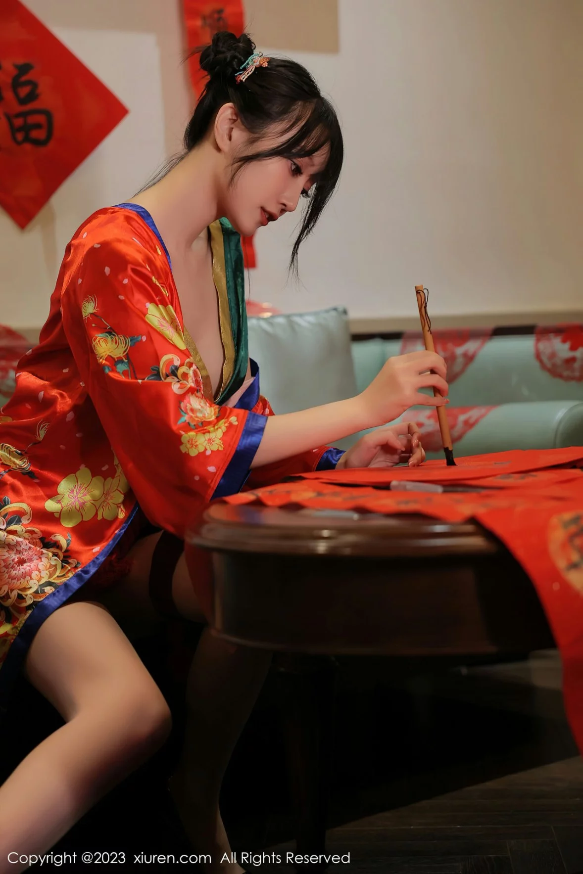 [[XiuRen秀人网]秀人网]No.6167_模特玥儿玥新春主题私房半脱露曼妙身姿对联遮身撩人诱惑写真57P