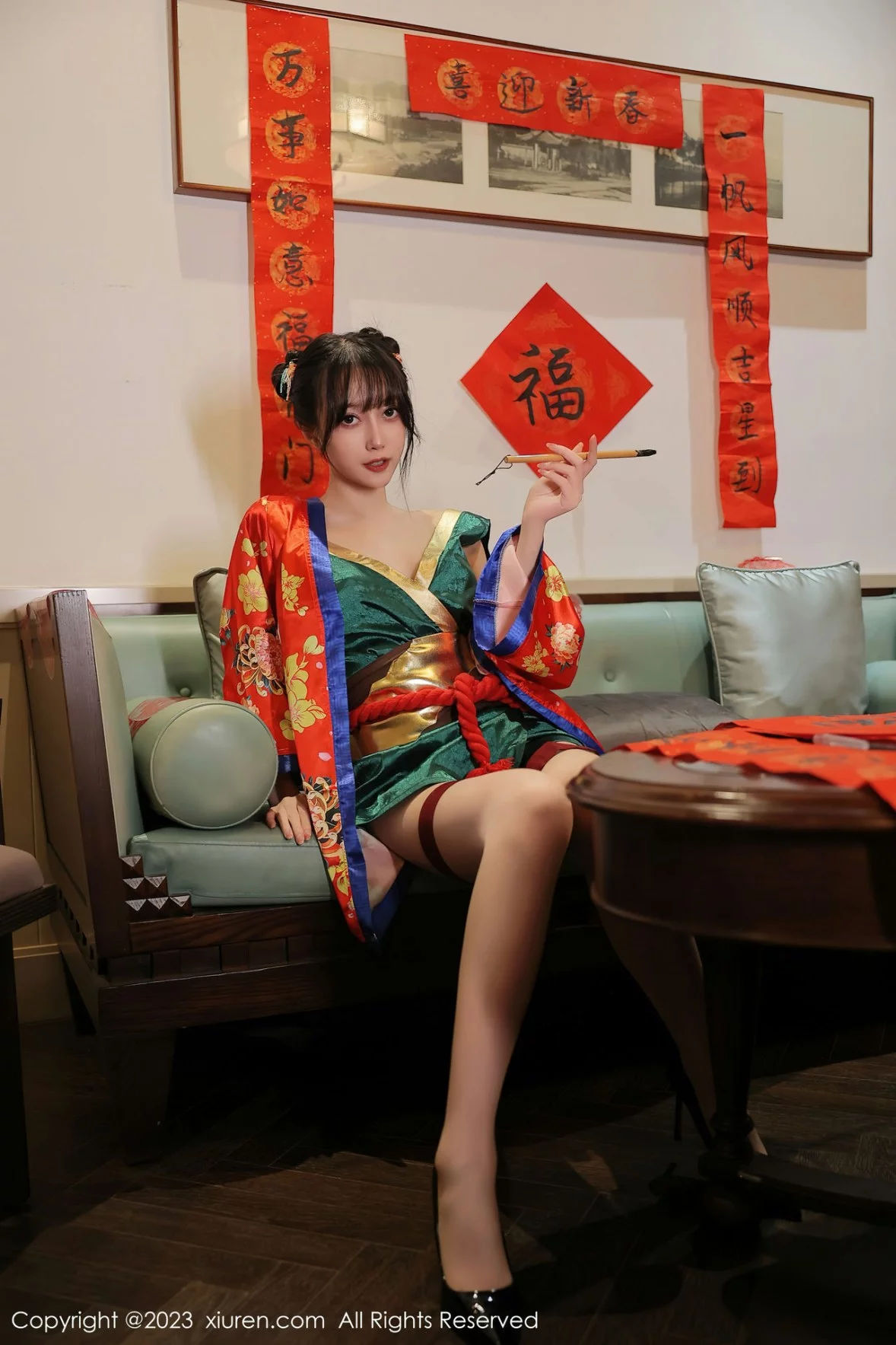 [[XiuRen秀人网]秀人网]No.6167_模特玥儿玥新春主题私房半脱露曼妙身姿对联遮身撩人诱惑写真57P