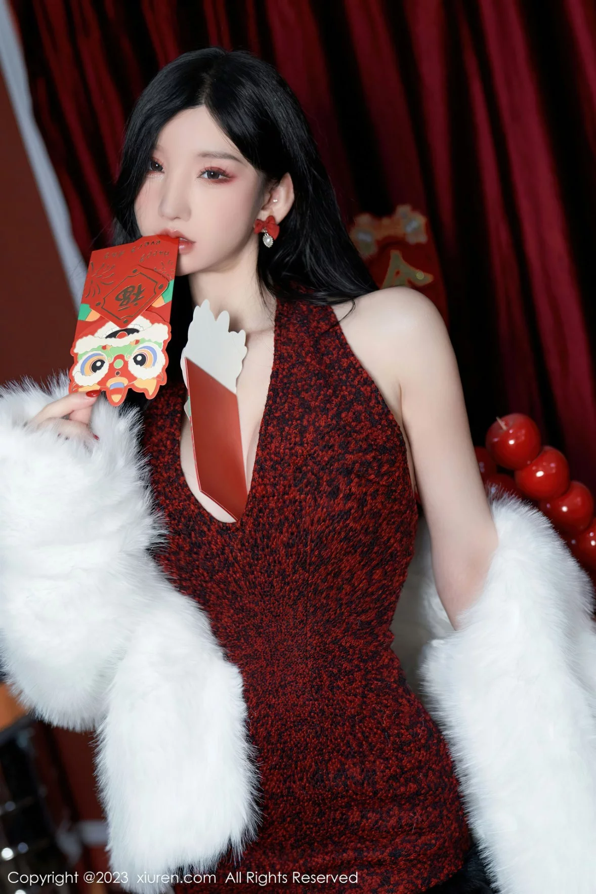 [[XiuRen秀人网]秀人网]No.6174_女神周于希Sally新春主题低胸服饰配超薄黑丝秀完美身材诱惑写真85P