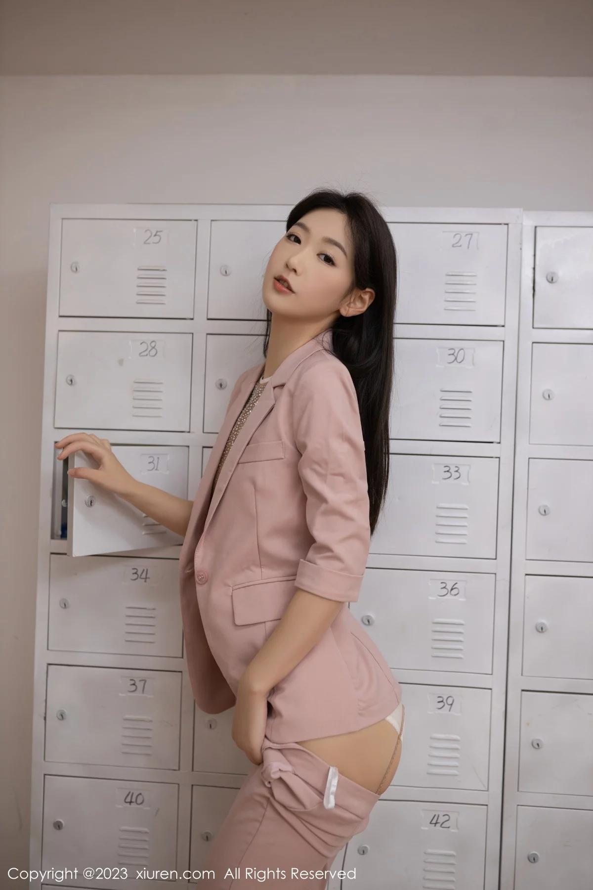 [[XiuRen秀人网]秀人网]No.6179_模特唐安琪教师角色扮演性感轻透内衣配开档肉丝迷人诱惑写真82P