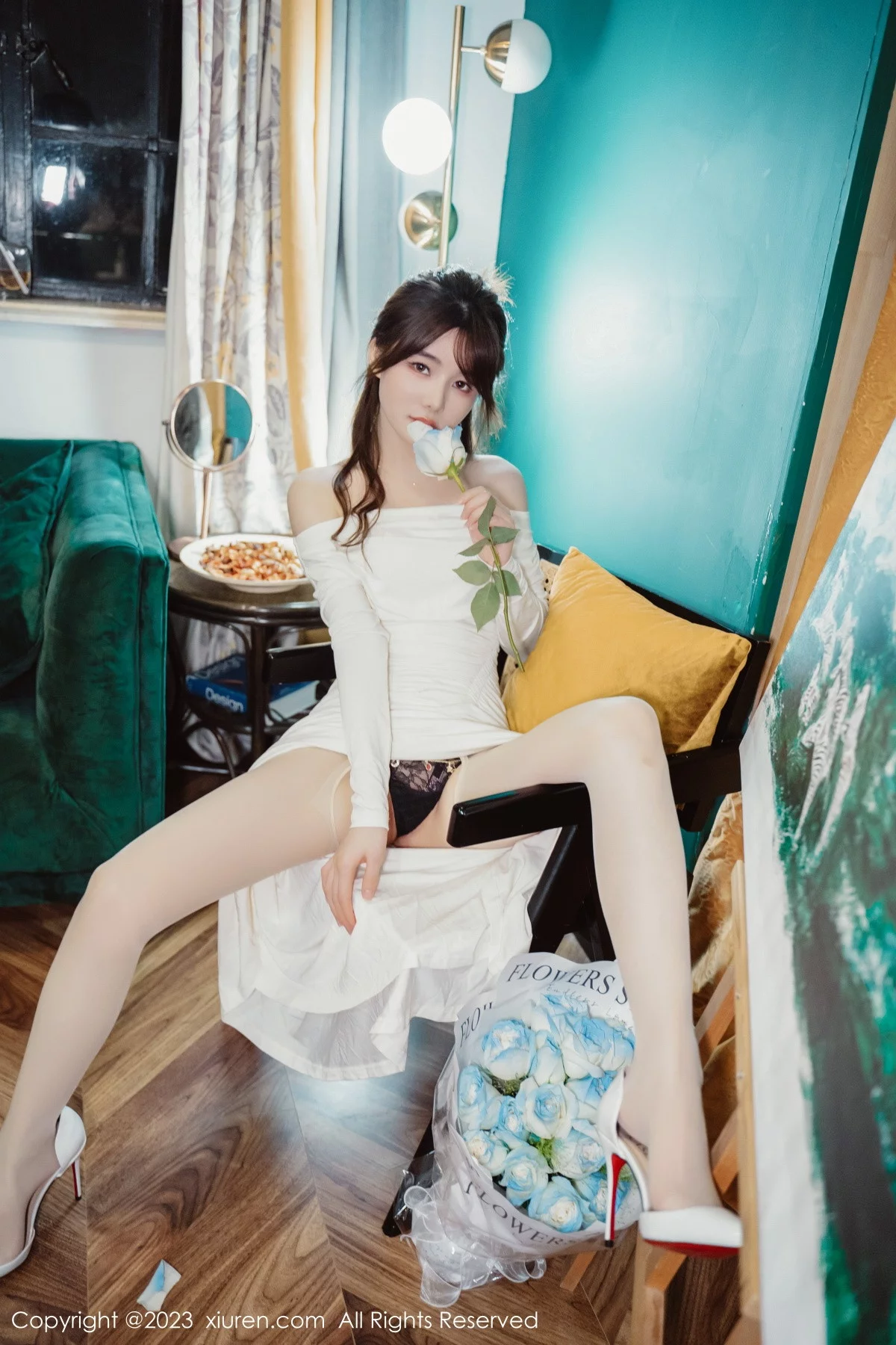 [[XiuRen秀人网]秀人网]No.6182_模特婠婠么脱白色连衣长裙露蕾丝内衣配开档白丝迷人诱惑写真79P