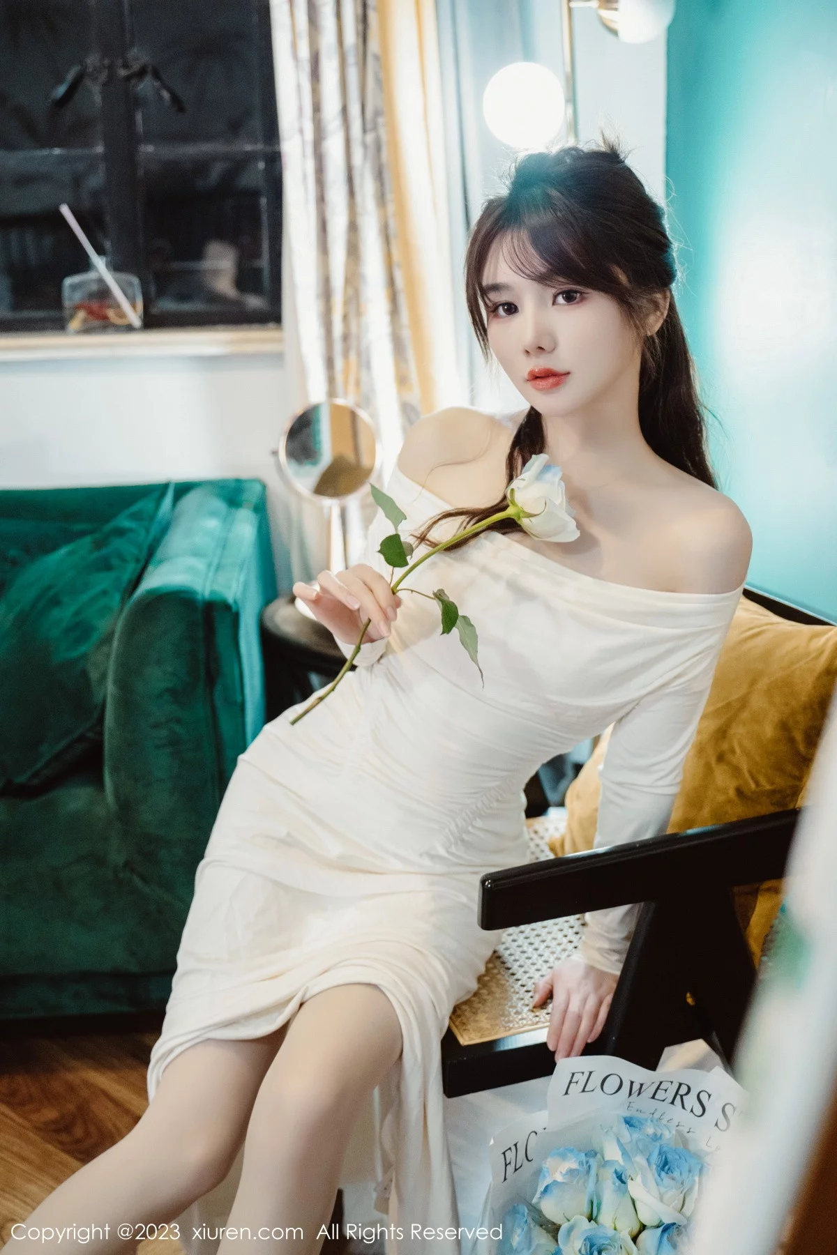 [[XiuRen秀人网]秀人网]No.6182_模特婠婠么脱白色连衣长裙露蕾丝内衣配开档白丝迷人诱惑写真79P